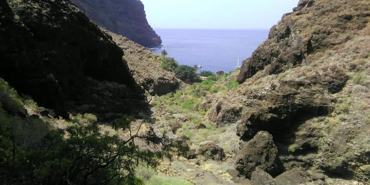 Llegada al mar desde el barranco de Masca