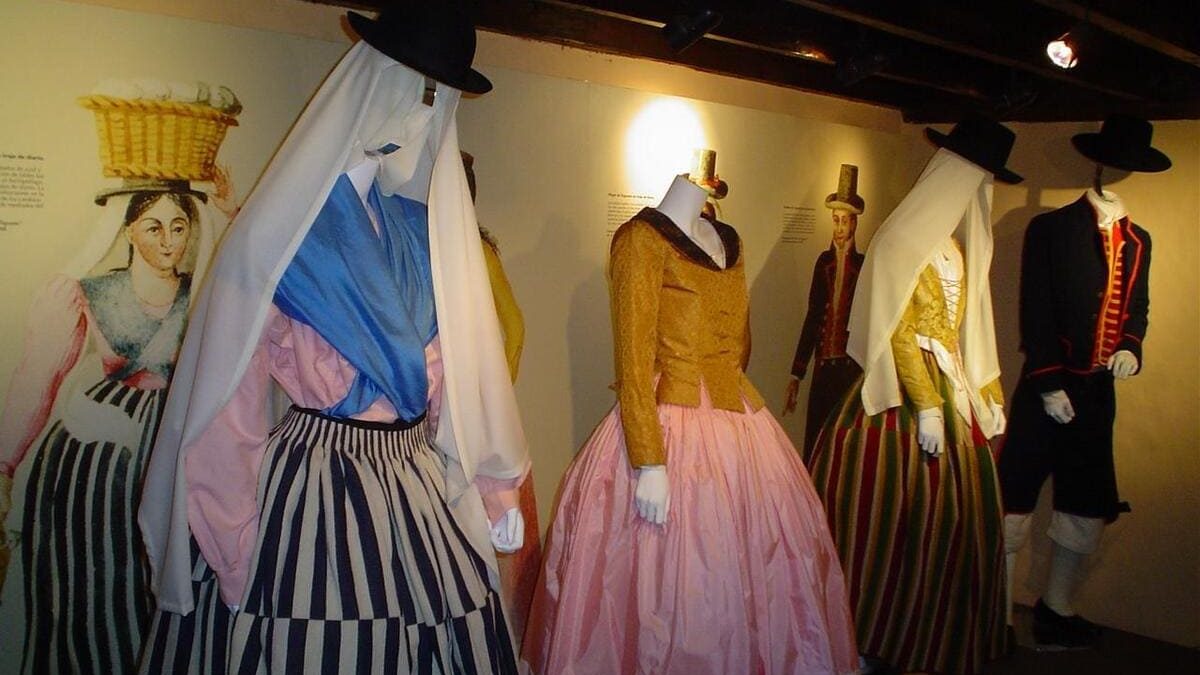Typical Canarian costumes